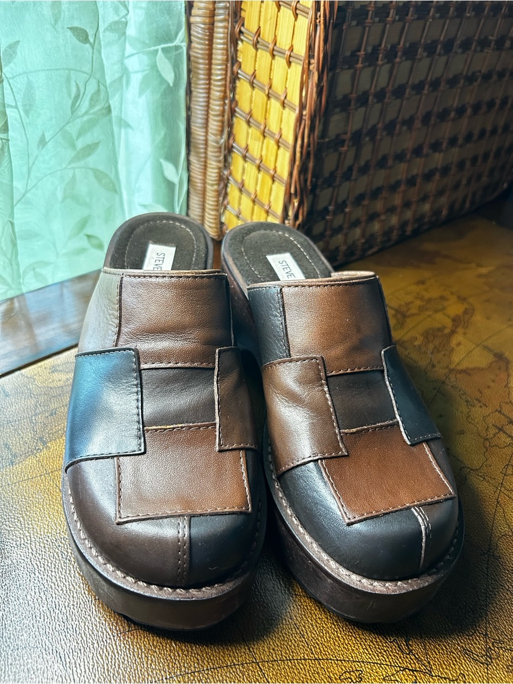 Steve Madden Brown & Black Patchwork Leather Clogs - Picture 4 of 15